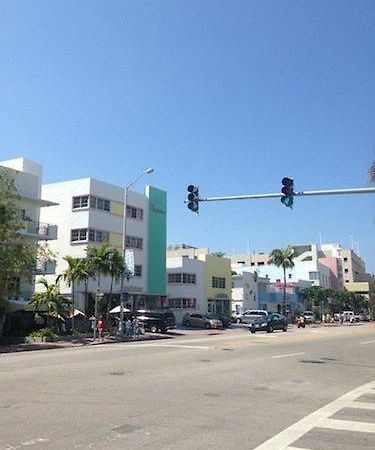 Collins Avenue Hostel Miami Beach Exterior photo